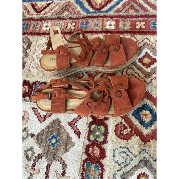 Vintage Free People US 8.5 9 EU 39 Leather Strappy Platform Sandals Cork Heels - Picture 2 of 12